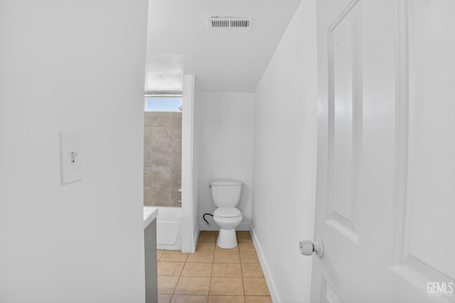1300 Flower Street — photo 12