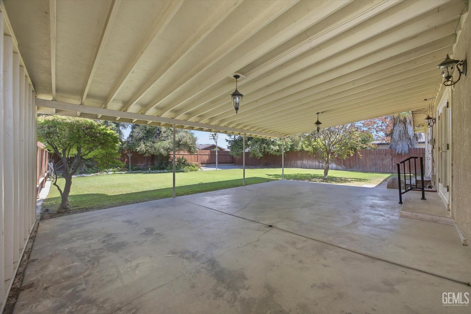 1020 Roberts Lane — photo 29
