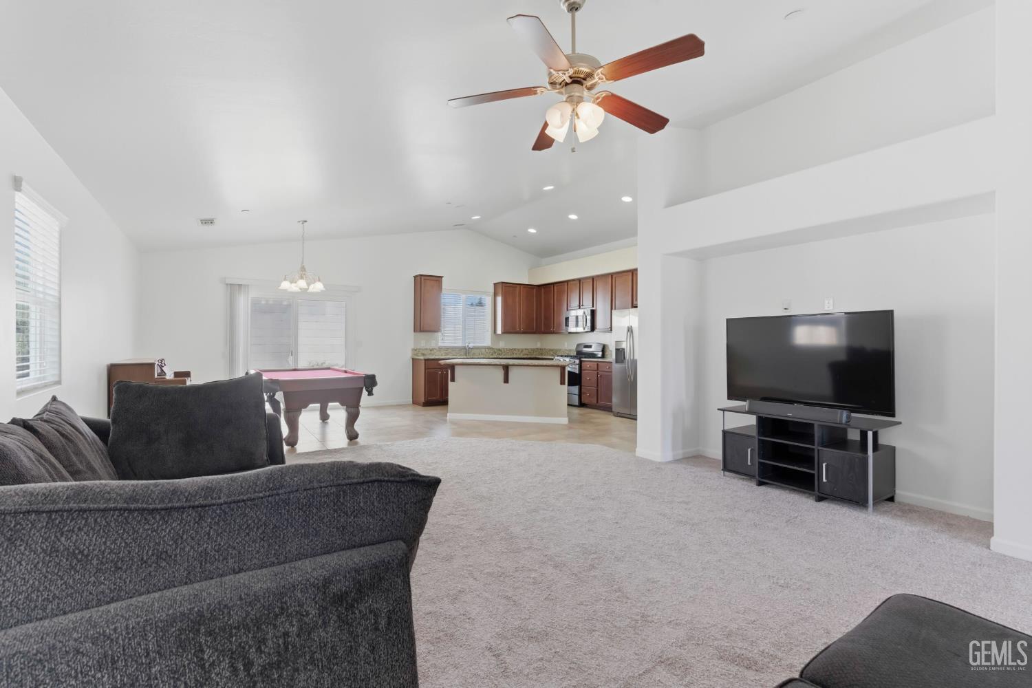 9102 Whitman Avenue — photo 7