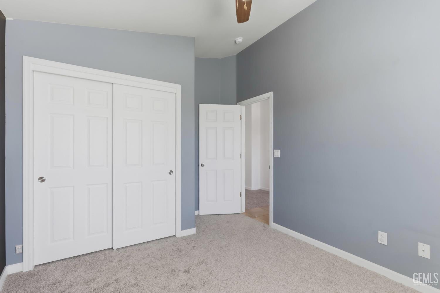 9102 Whitman Avenue — photo 12