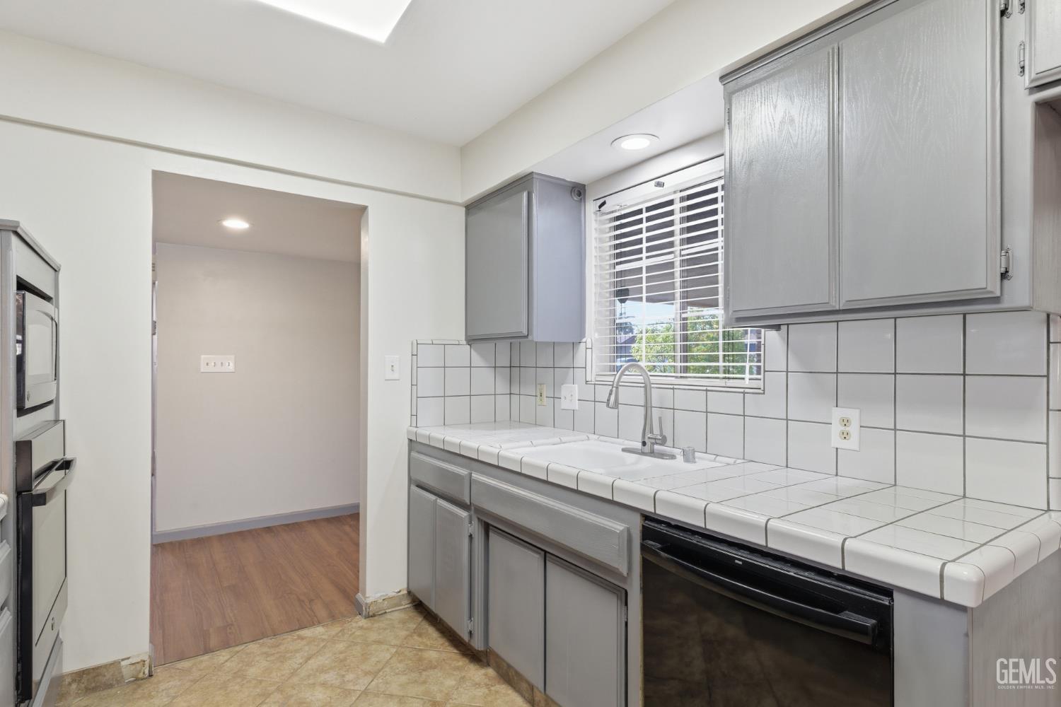 10000 Marilee Avenue — photo 20