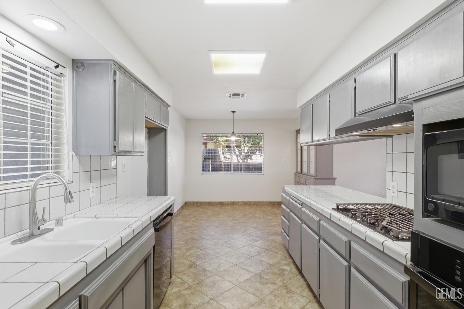 10000 Marilee Avenue — photo 21