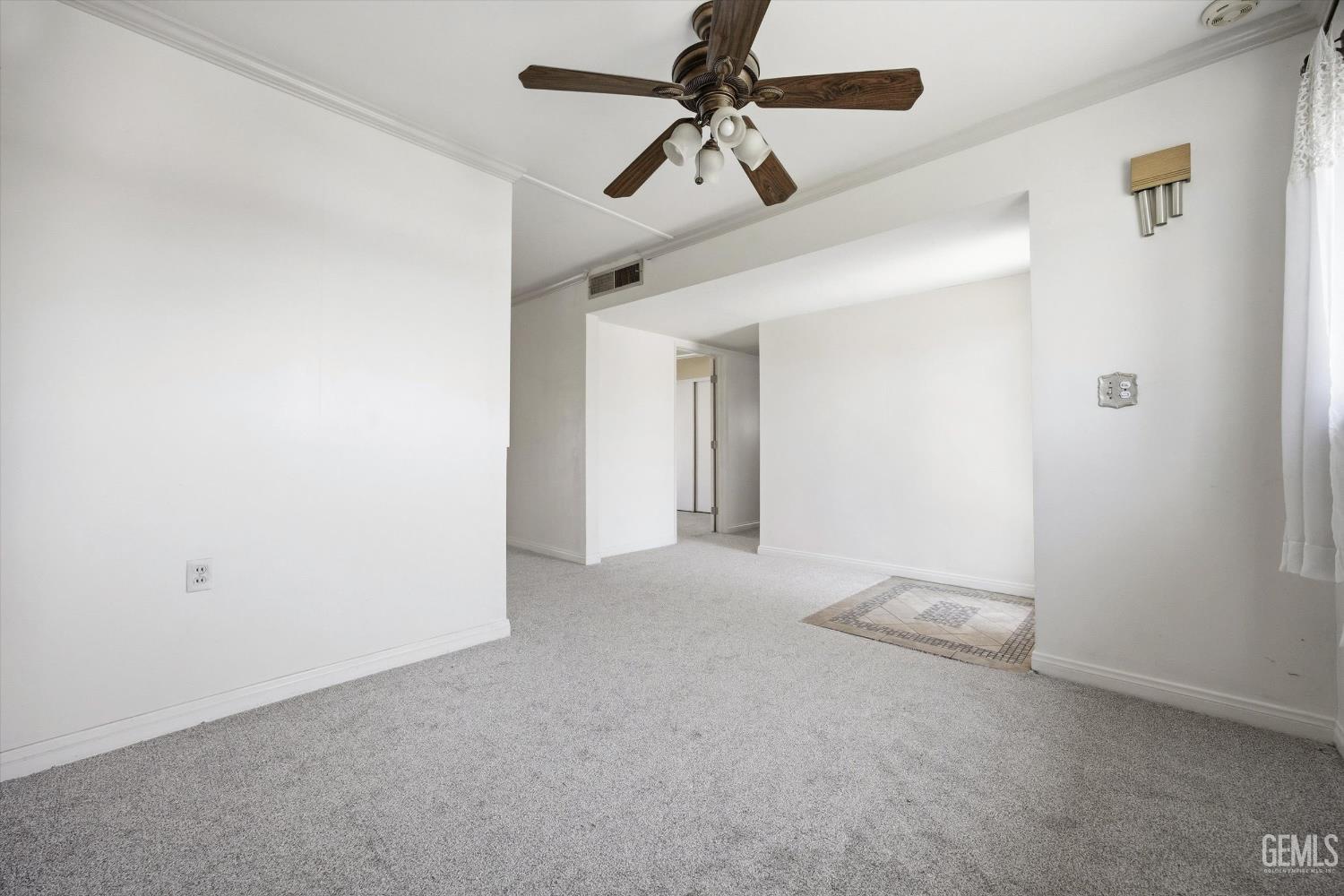 1020 Roberts Lane — photo 9