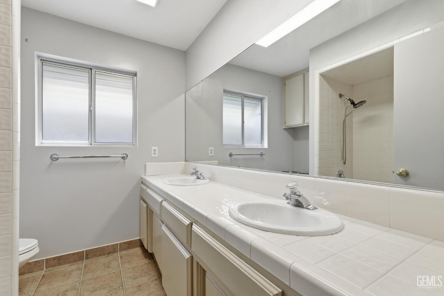 10000 Marilee Avenue — photo 33
