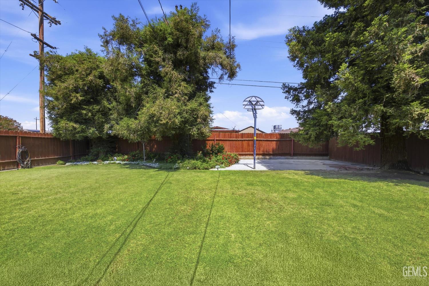 1020 Roberts Lane — photo 31