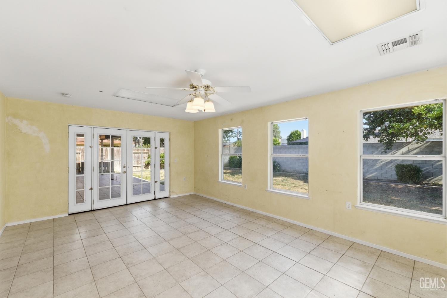 10000 Marilee Avenue — photo 44