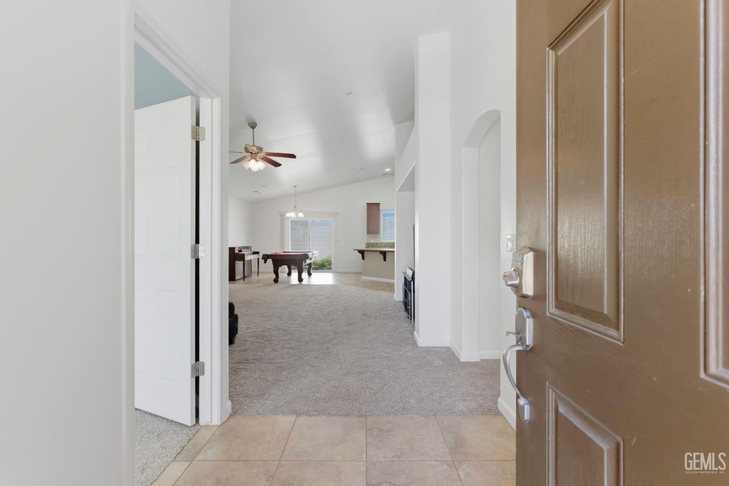 9102 Whitman Avenue — photo 3