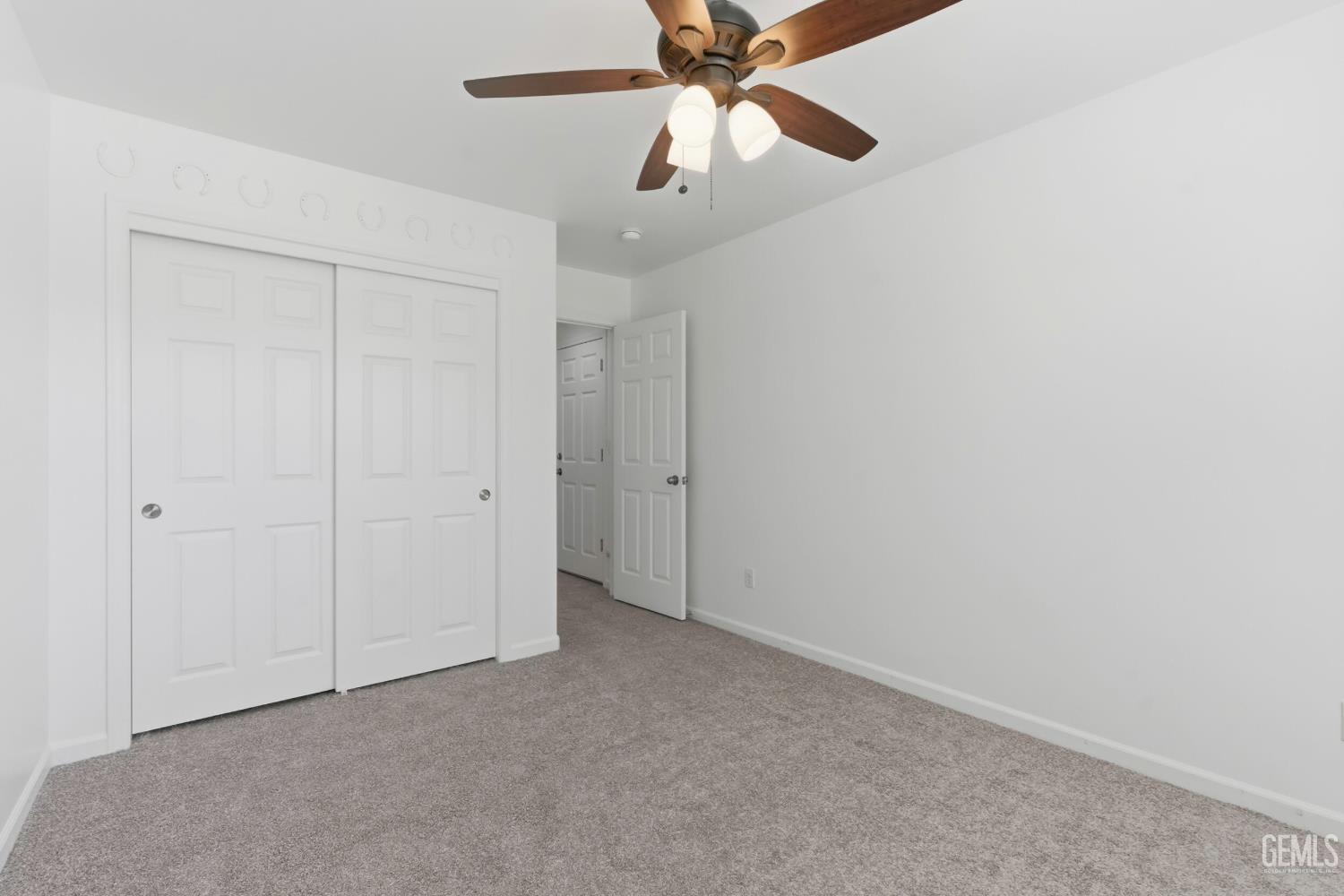 9102 Whitman Avenue — photo 18