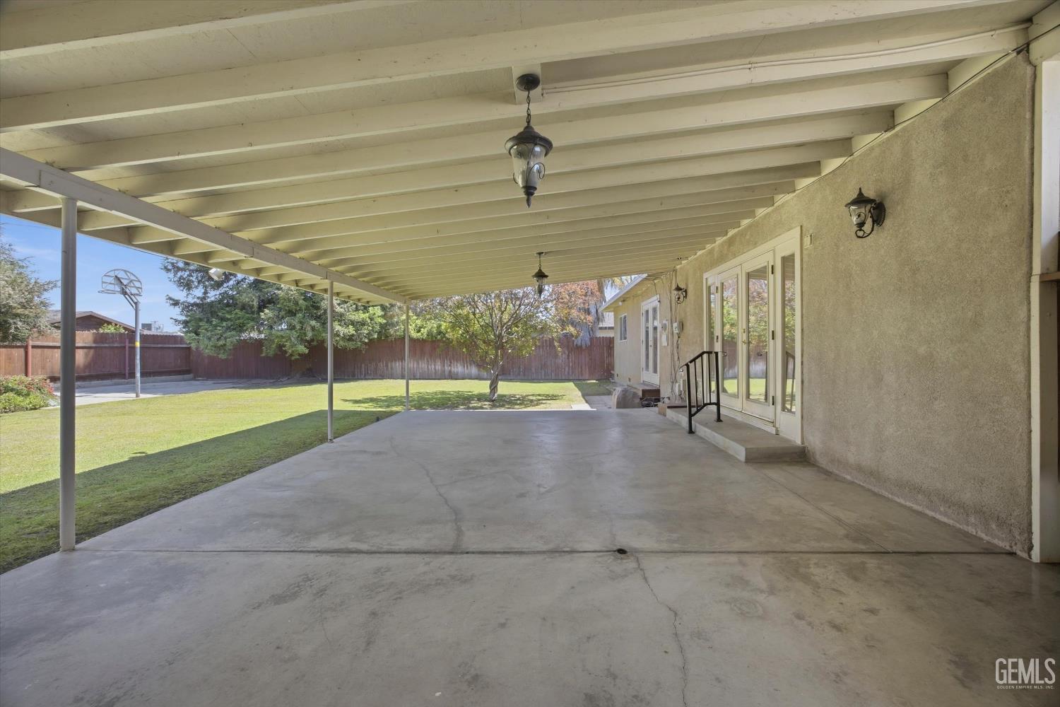 1020 Roberts Lane — photo 30