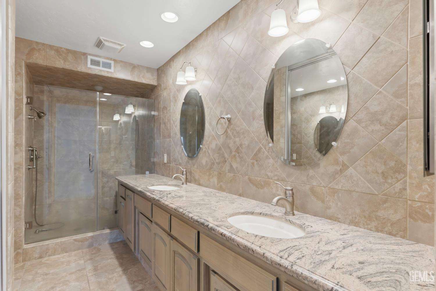 5517 Muirfield Drive — photo 38