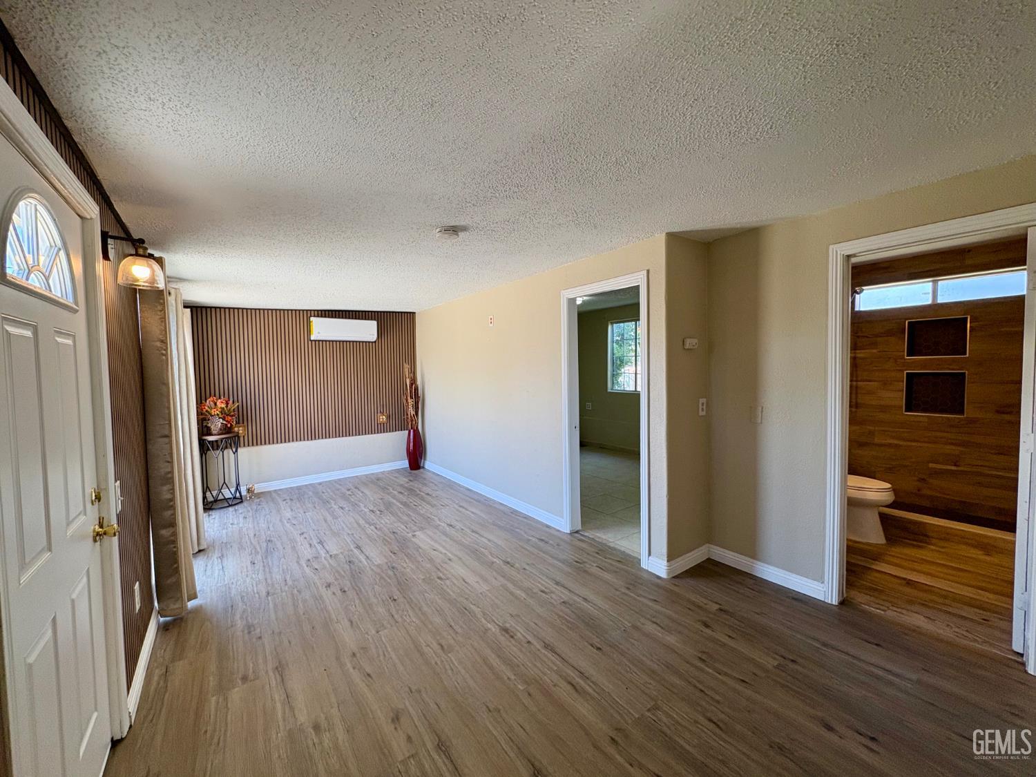 5025 Fillmore Avenue — photo 30