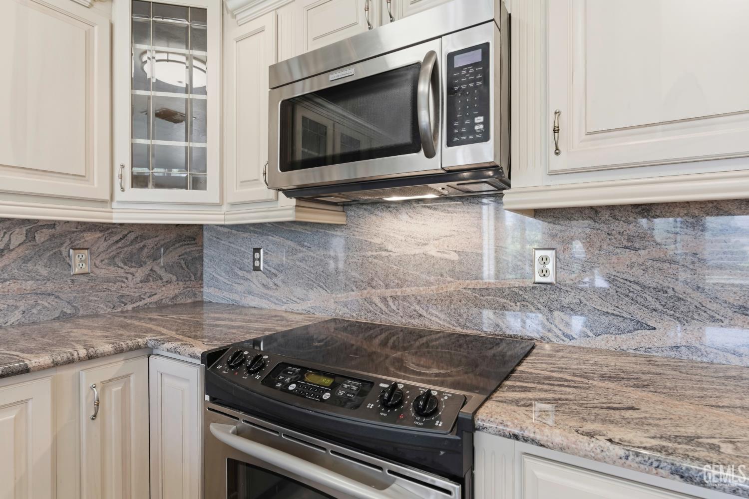 5517 Muirfield Drive — photo 30