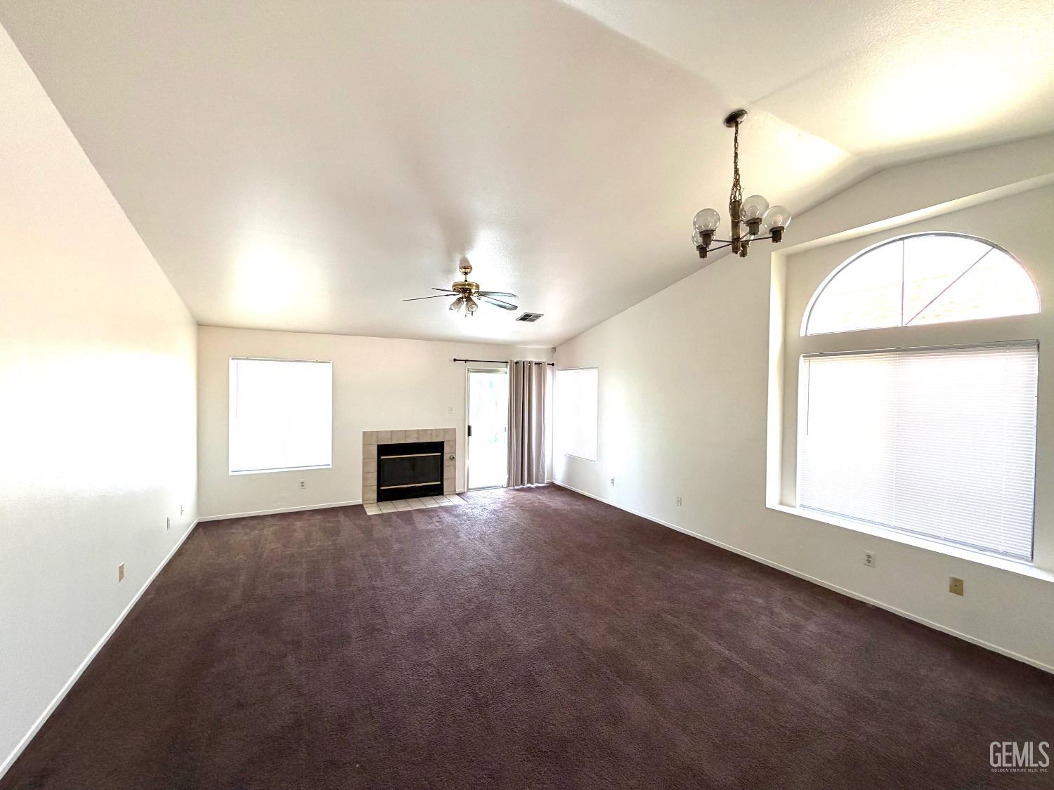 6401 Caracas Court — photo 6