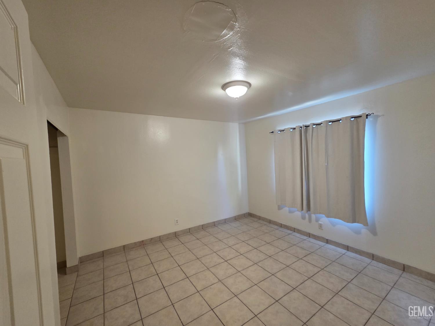 514 Bates Avenue — photo 7