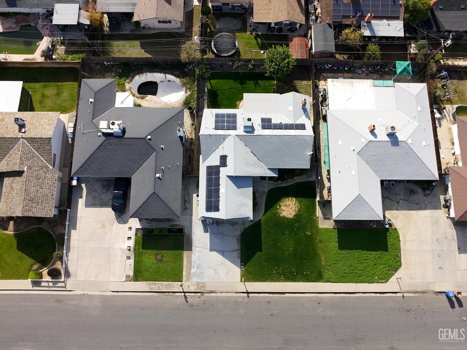 309 Pilot Avenue — photo 2