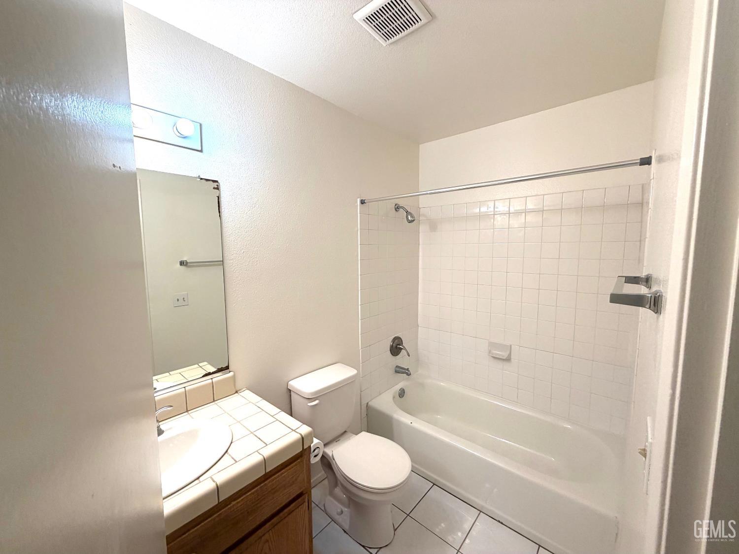 6401 Caracas Court — photo 13