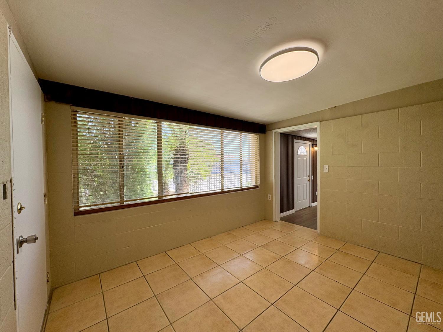 5025 Fillmore Avenue — photo 32