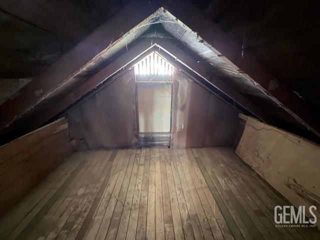 321 Lincoln Avenue — photo 14