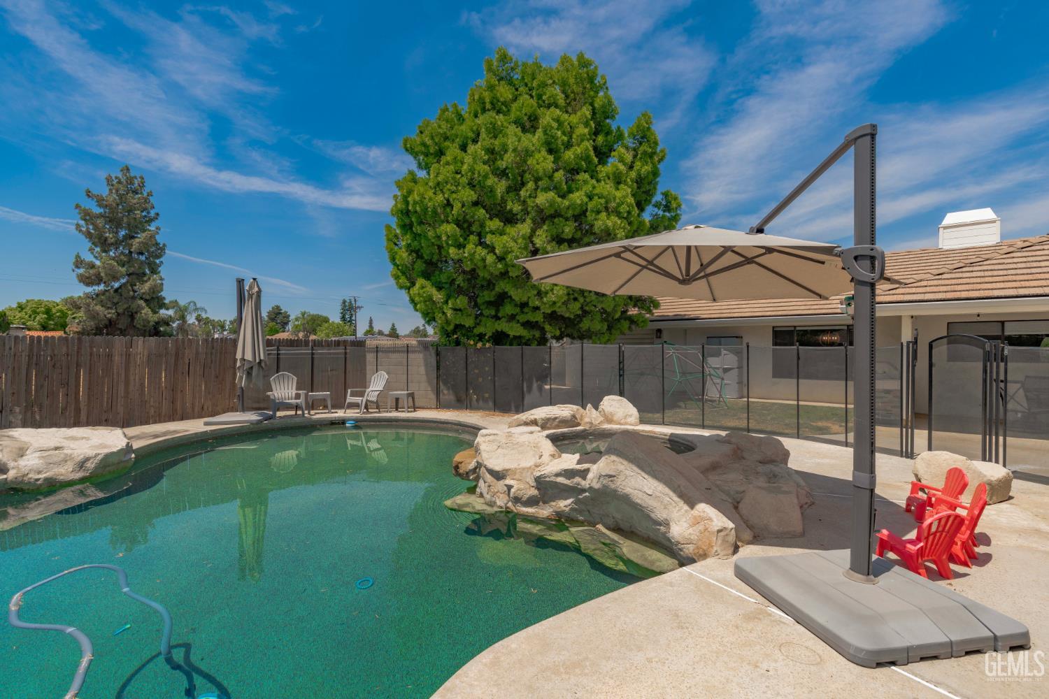6717 Noah Avenue — photo 30