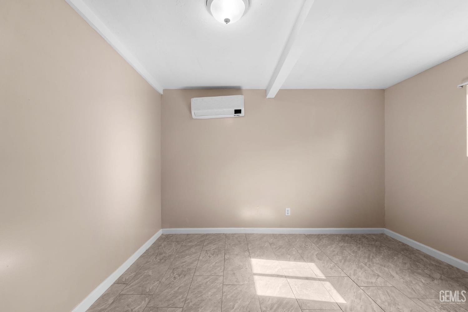 1114 Grant Drive — photo 11