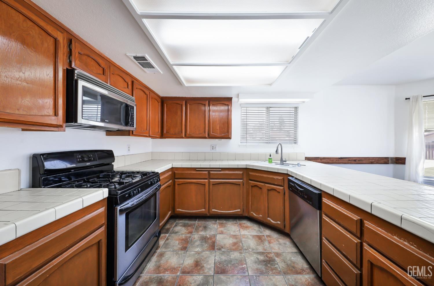 5304 Oneill Court — photo 7