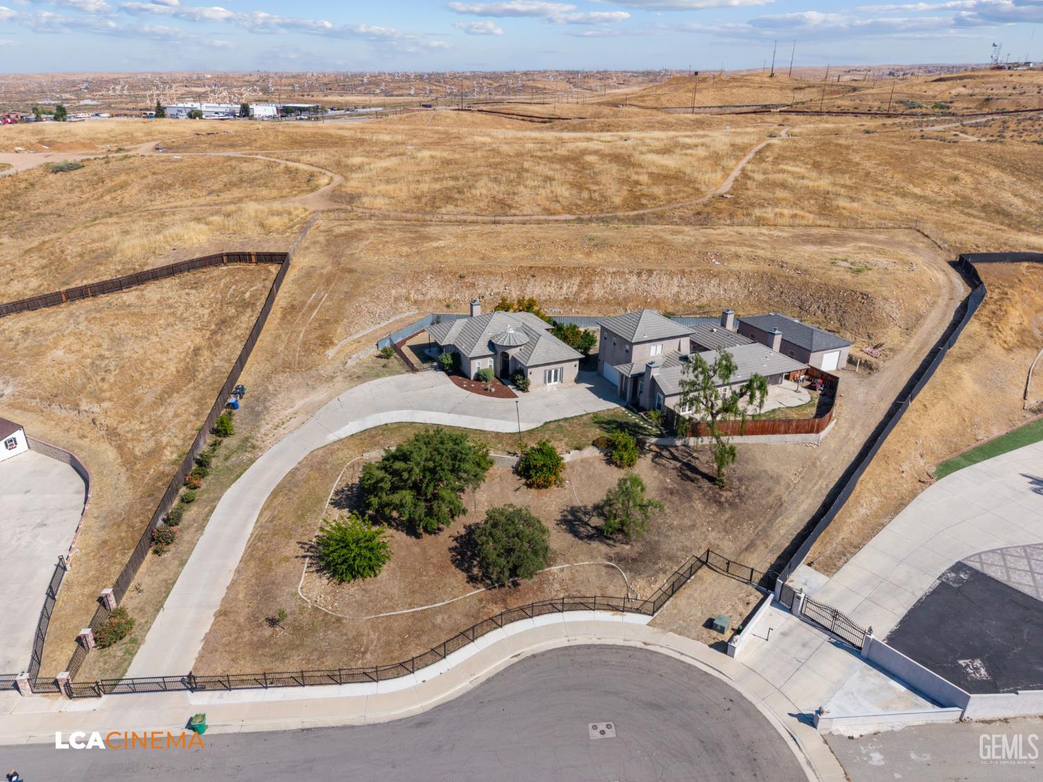 5053 N Hills Drive — photo 7