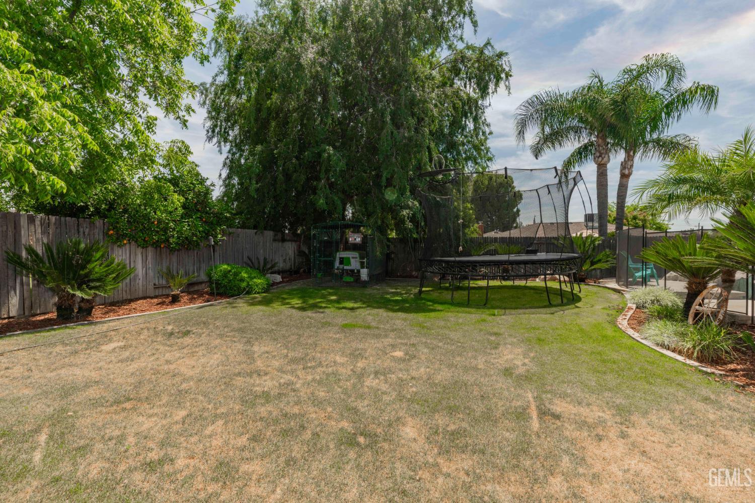 6717 Noah Avenue — photo 28