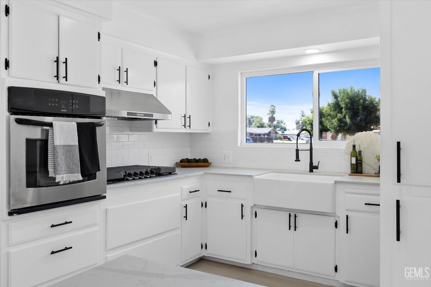 6000 Eugene Place — photo 11