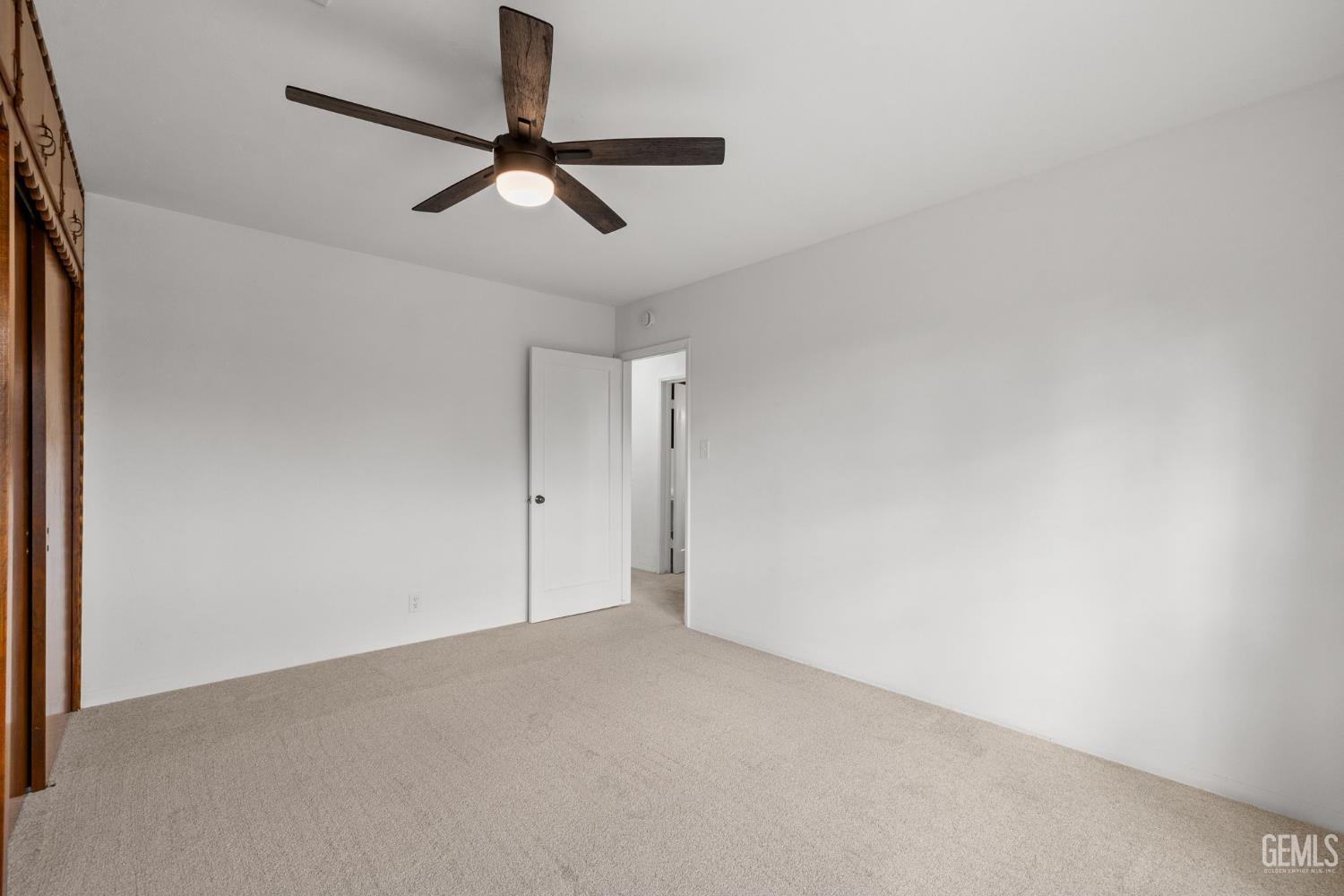 2416 Barnett Street — photo 34