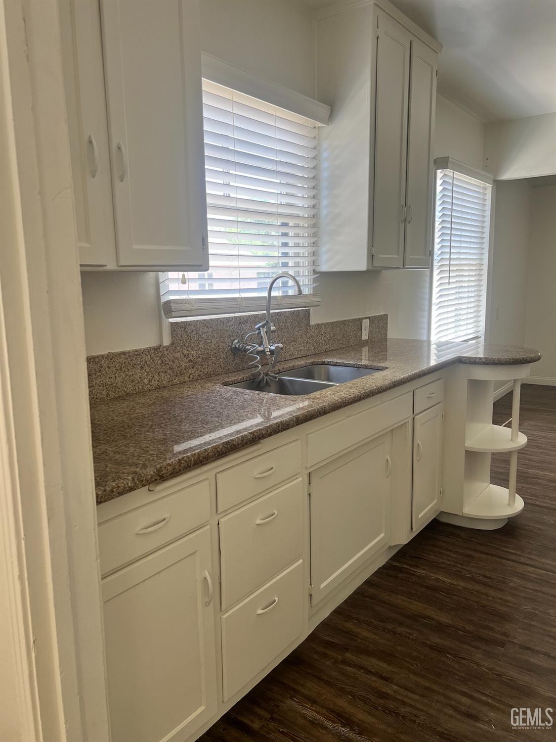 2321 Charleston Drive — photo 6