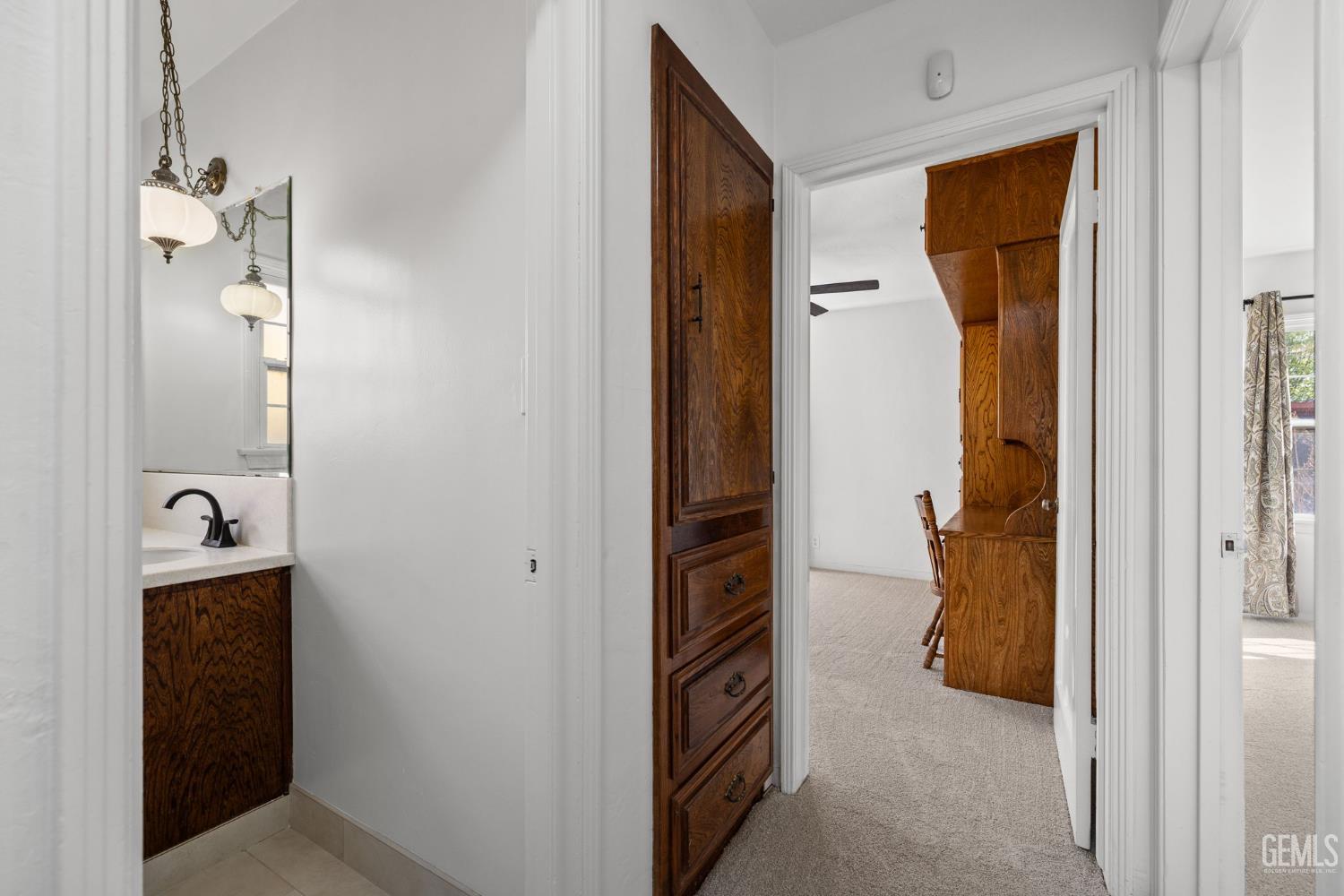 2416 Barnett Street — photo 22