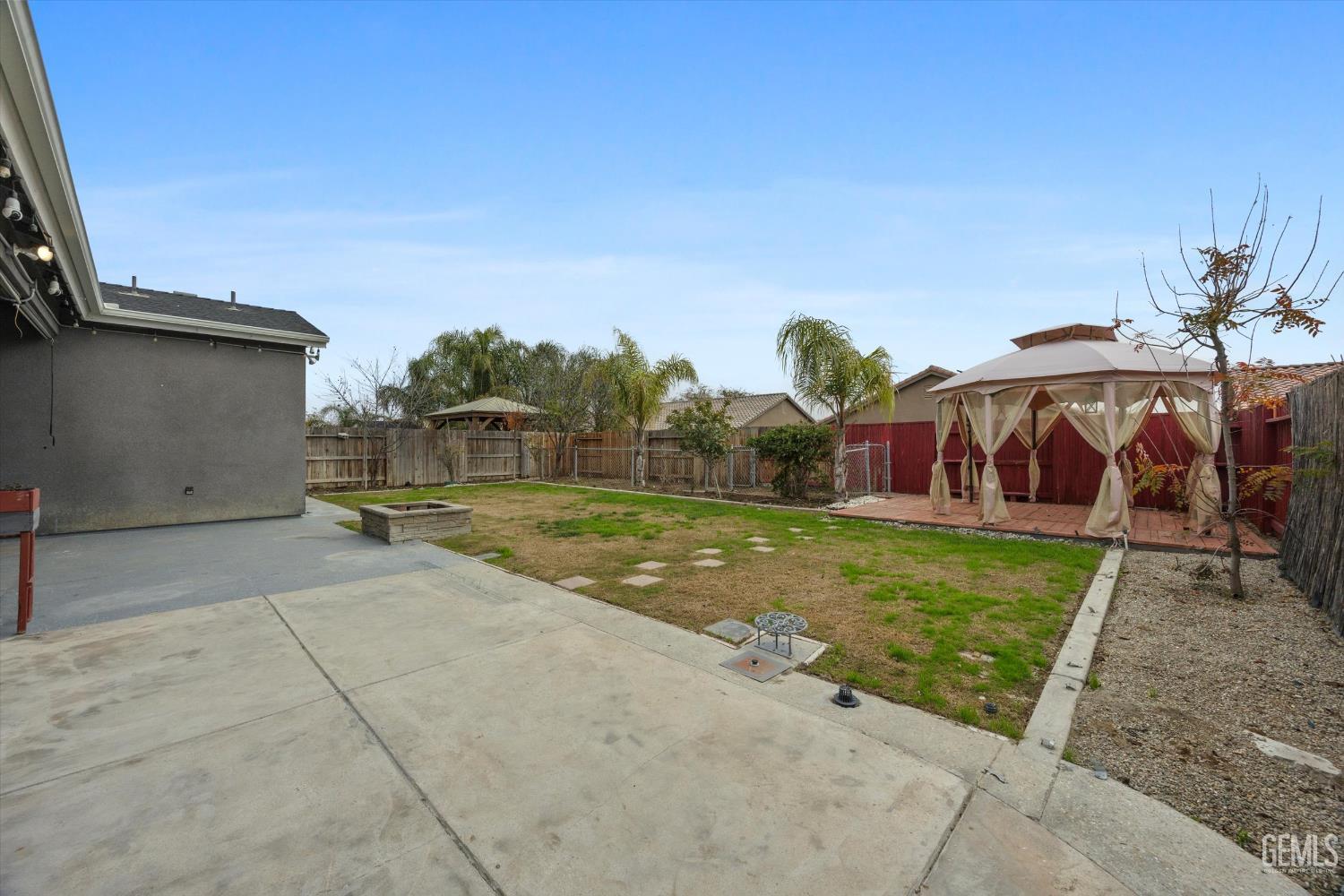 5913 Hawthorn Tree Lane — photo 24