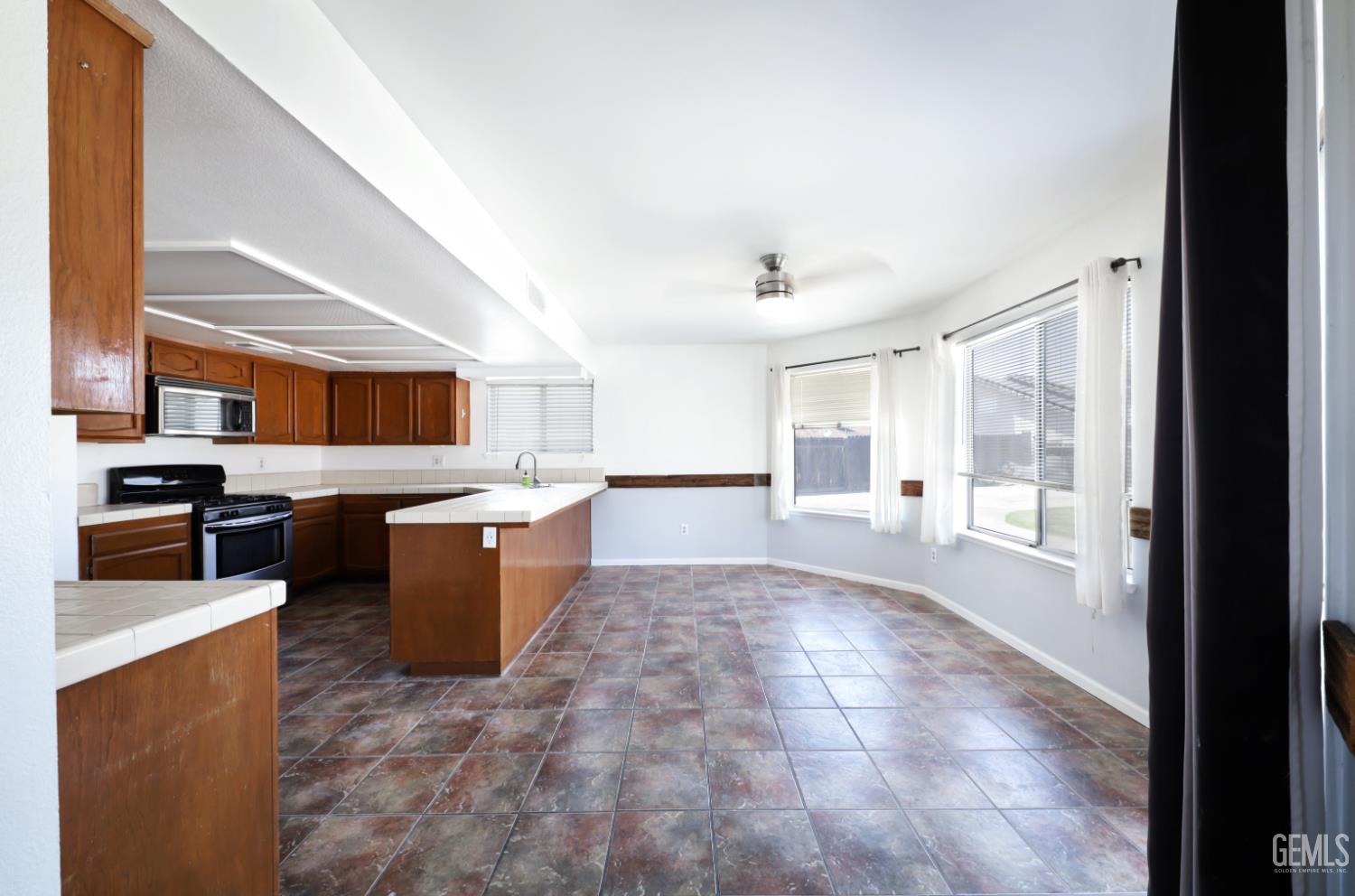 5304 Oneill Court — photo 8