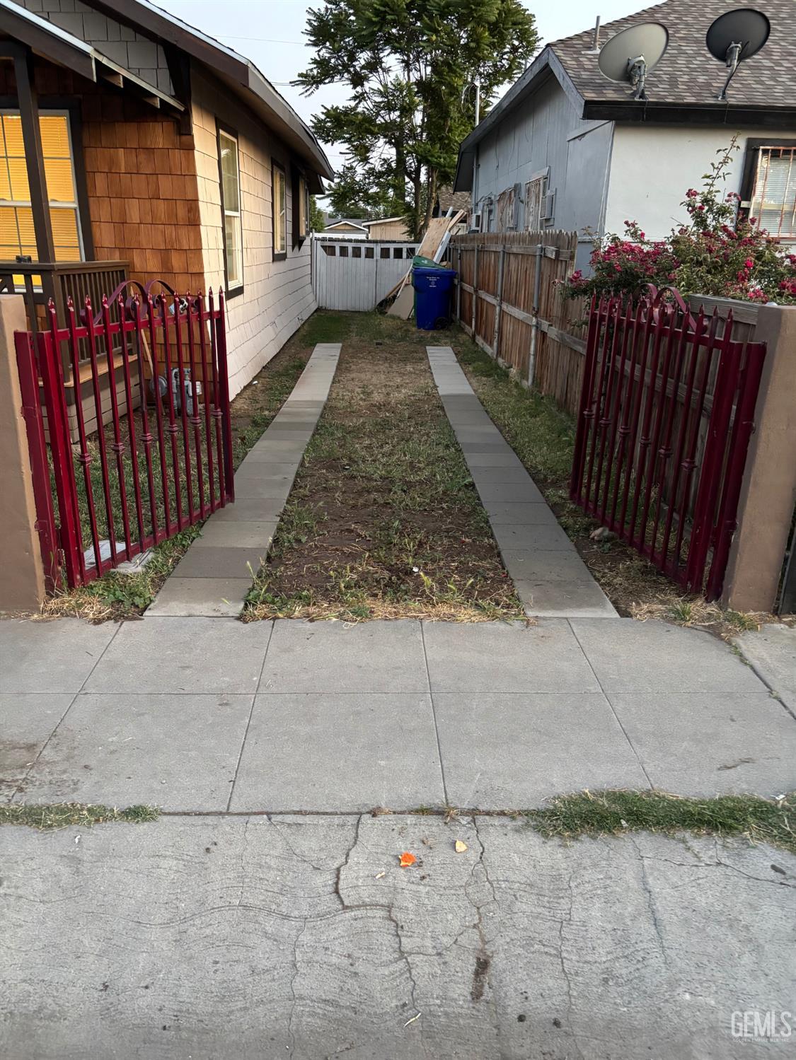 109 Hughes Avenue — photo 30