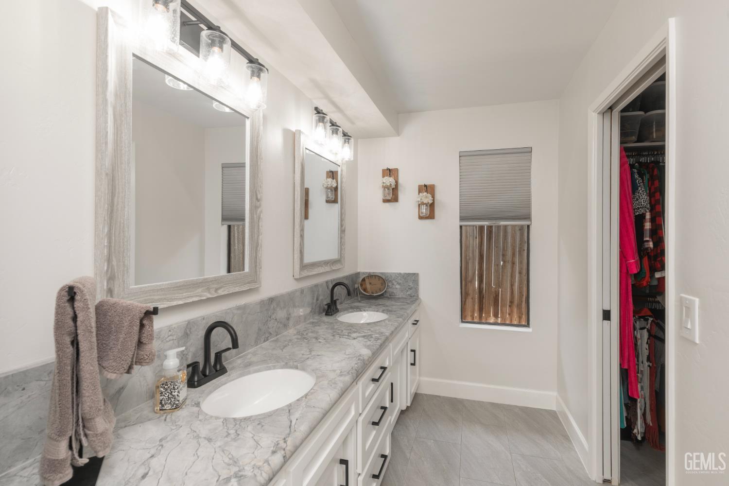 6717 Noah Avenue — photo 17