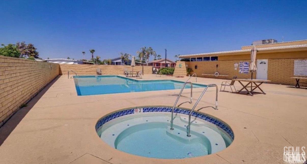 6601 Eucalyptus Drive — photo 26