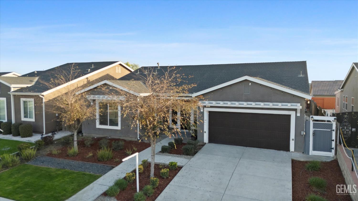 5913 Hawthorn Tree Lane — photo 2