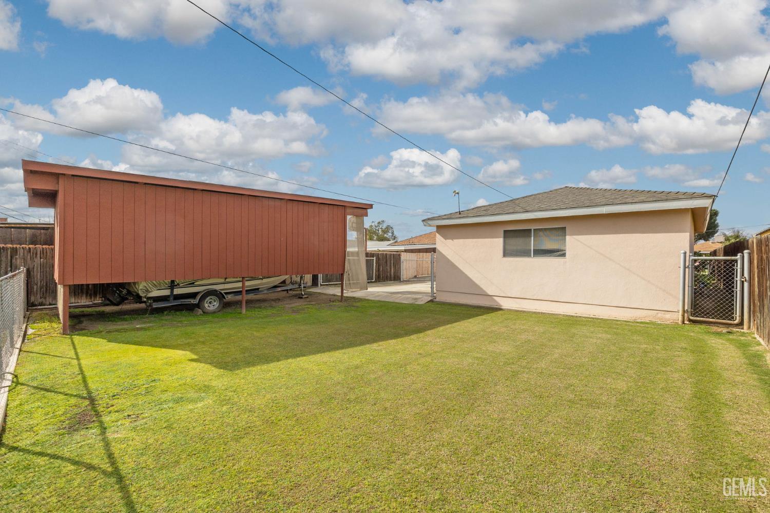 2416 Barnett Street — photo 49