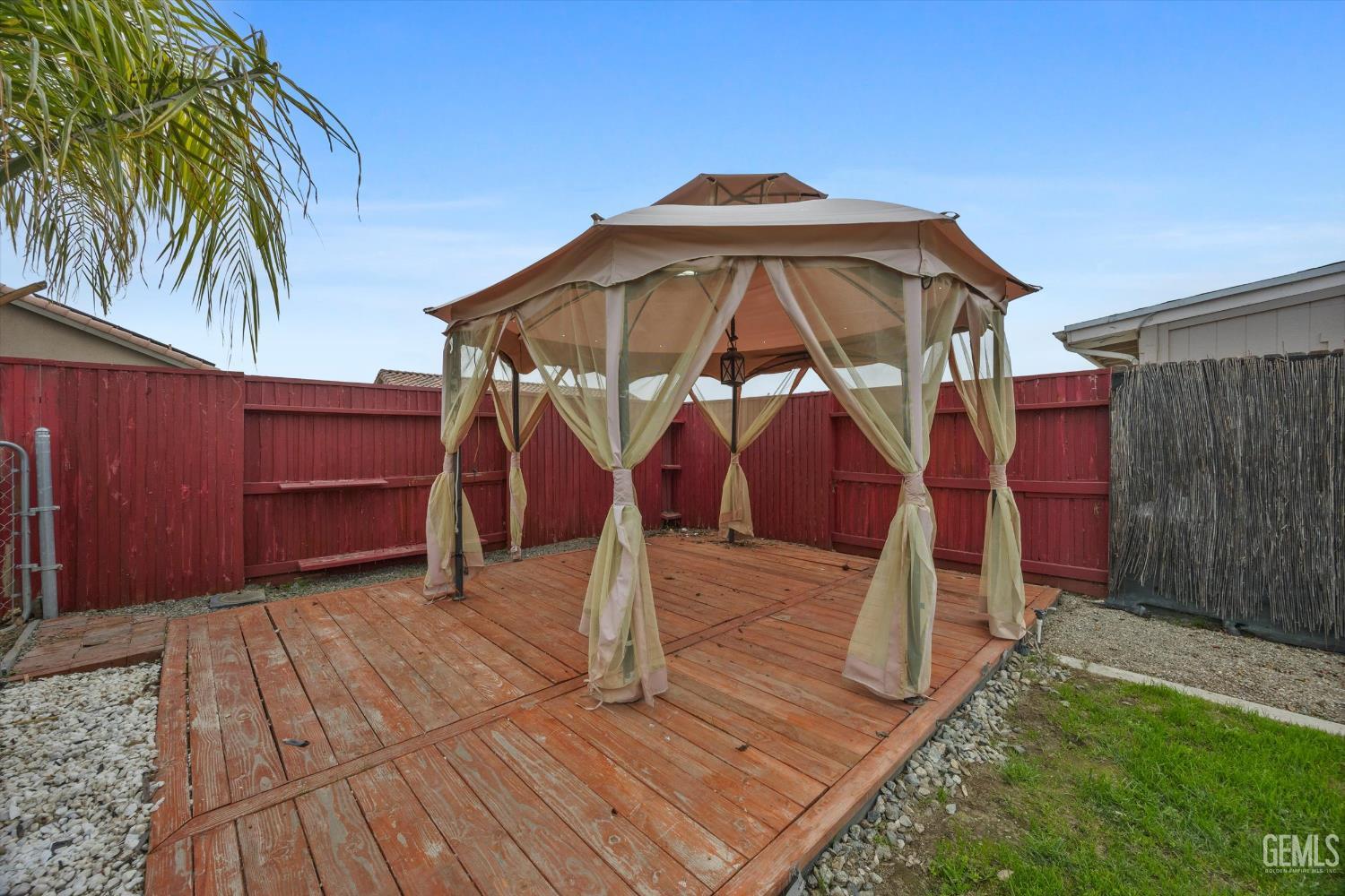 5913 Hawthorn Tree Lane — photo 25