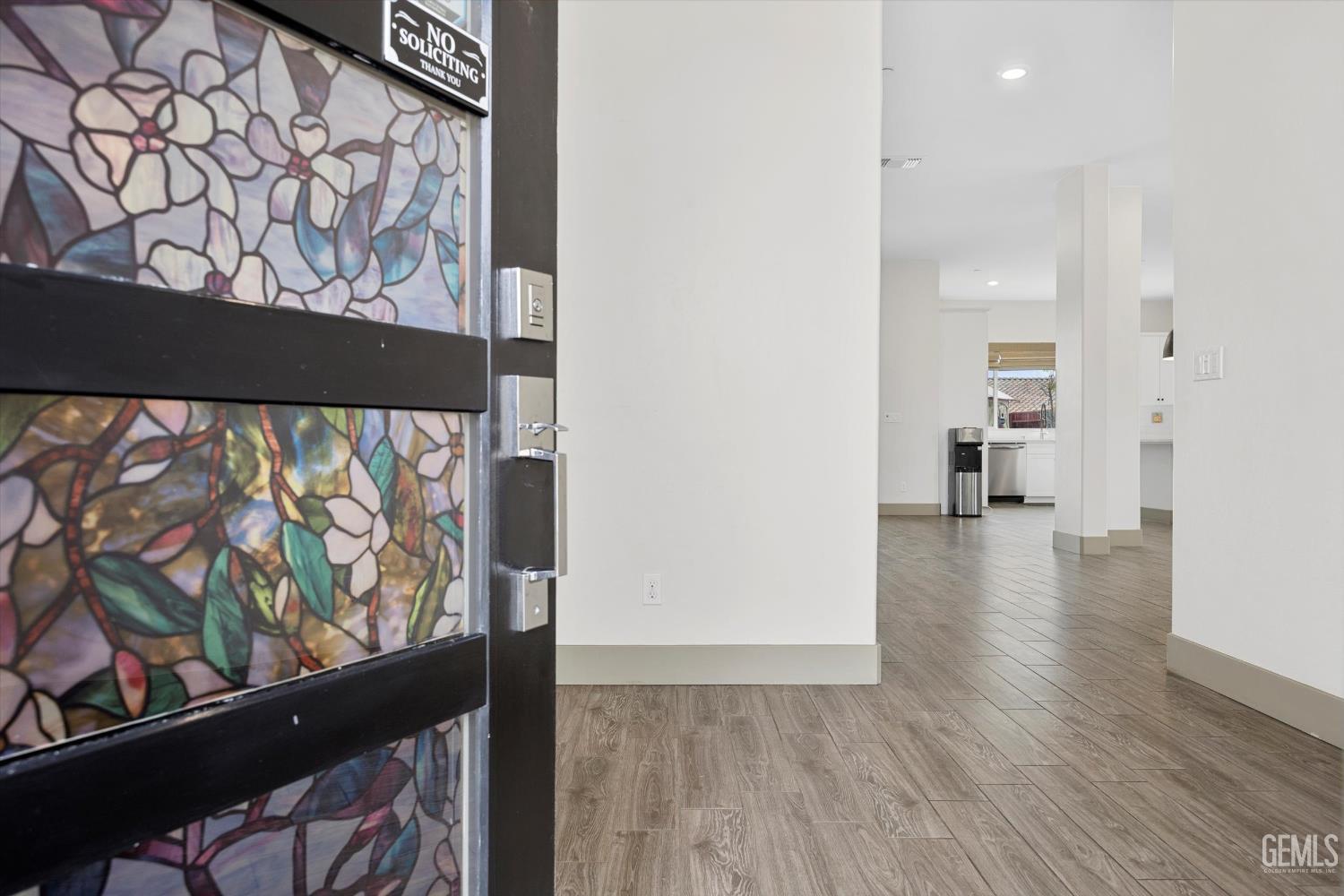 5913 Hawthorn Tree Lane — photo 6