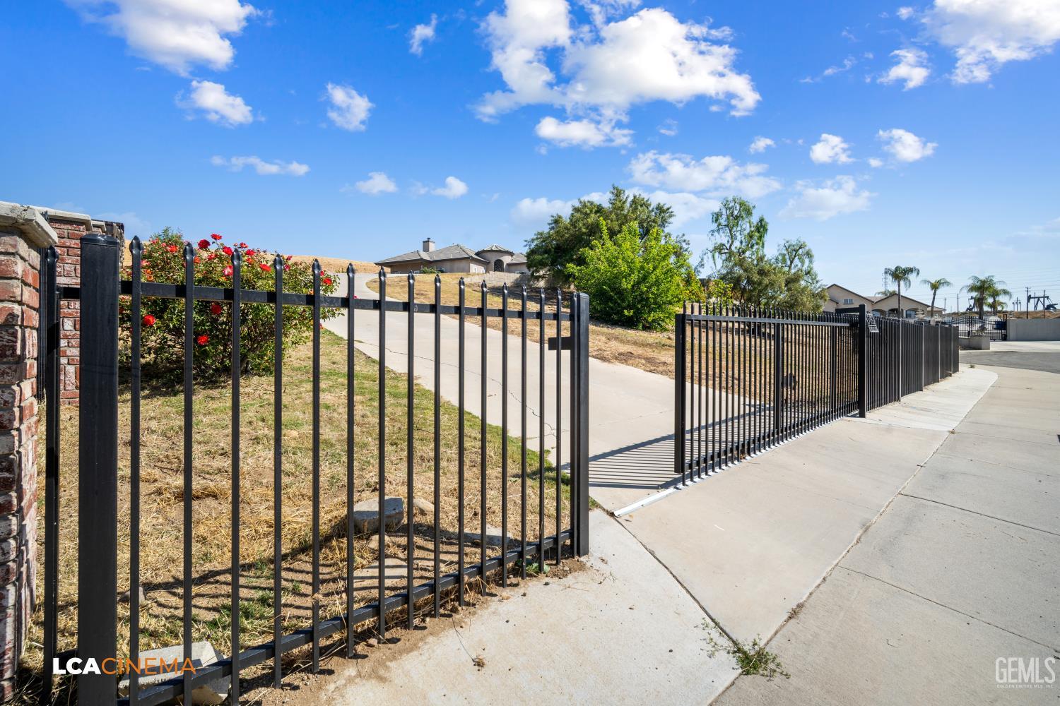 5053 N Hills Drive — photo 68