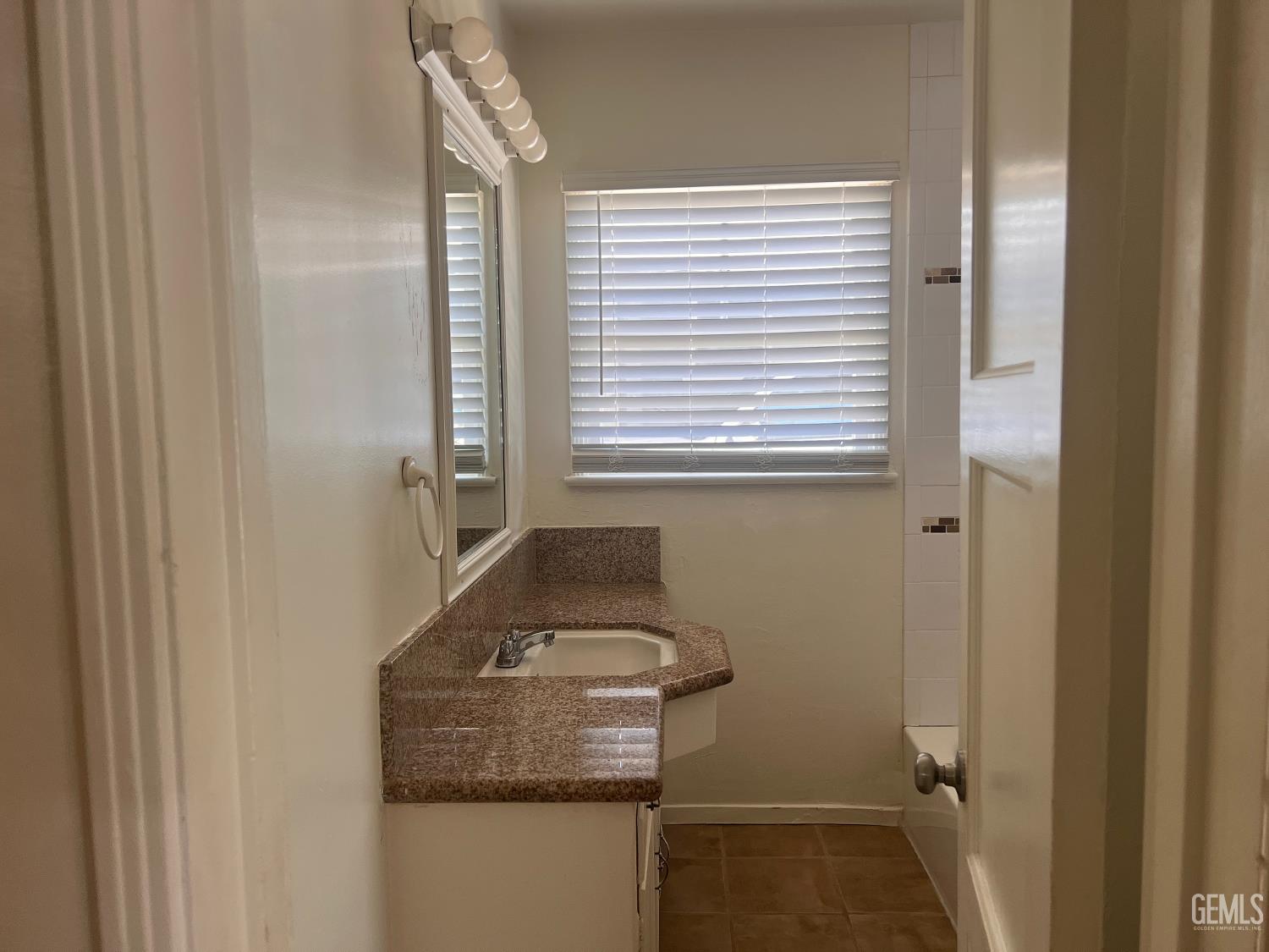 2321 Charleston Drive — photo 14