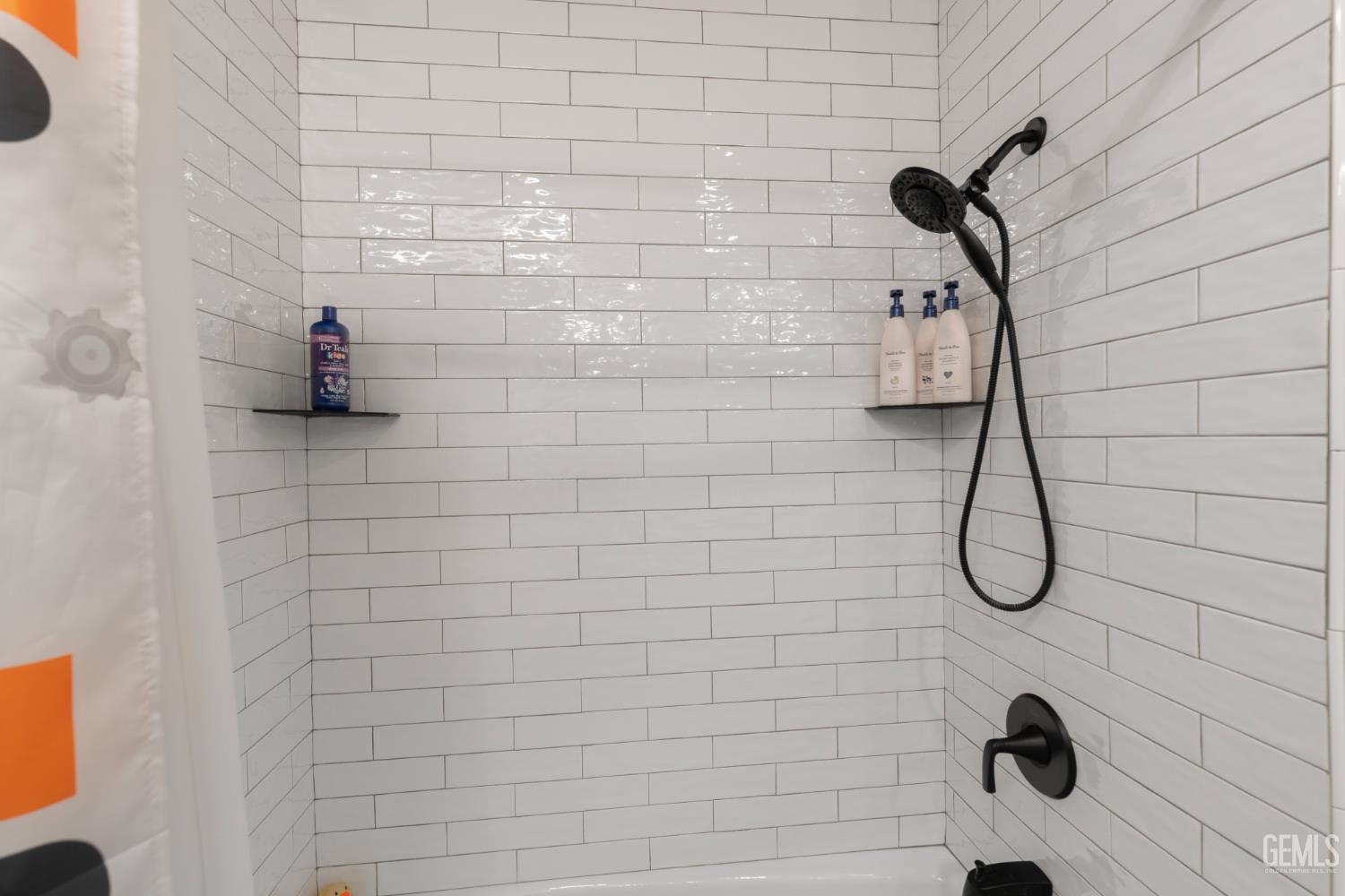 6717 Noah Avenue — photo 21
