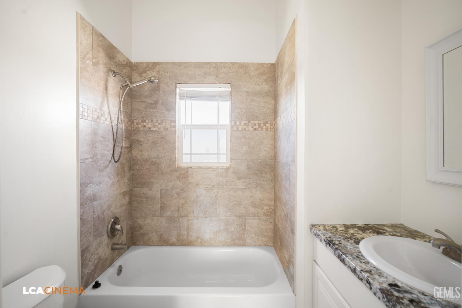 5053 N Hills Drive — photo 39