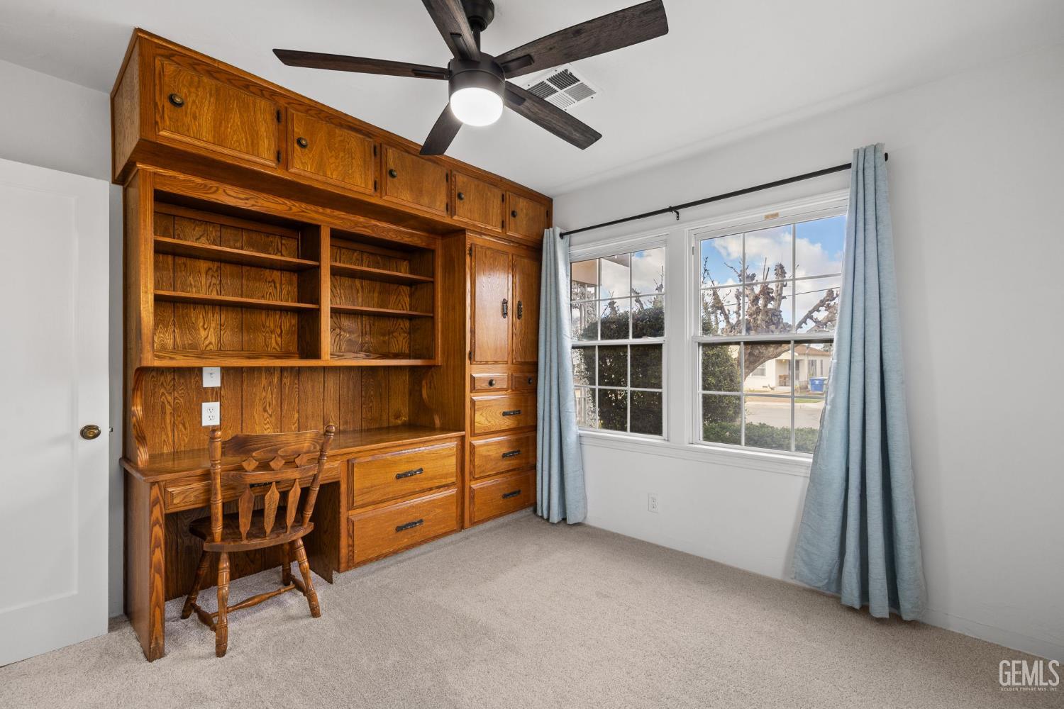 2416 Barnett Street — photo 28