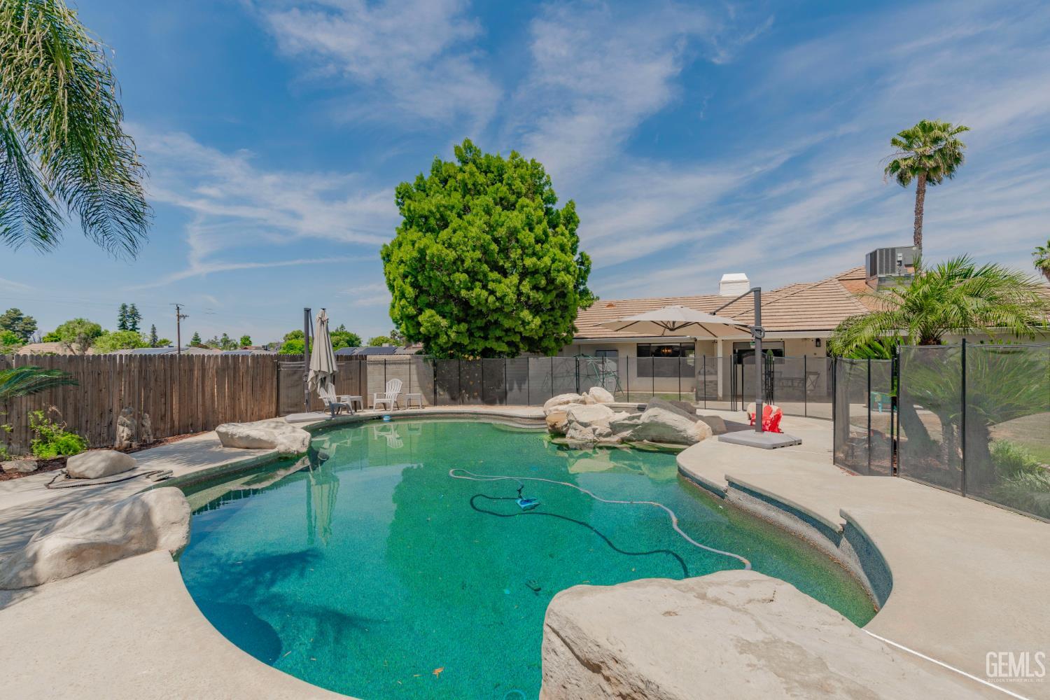 6717 Noah Avenue — photo 32