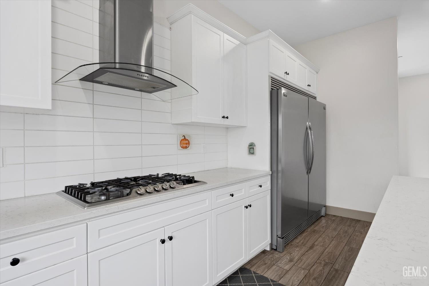 5913 Hawthorn Tree Lane — photo 7