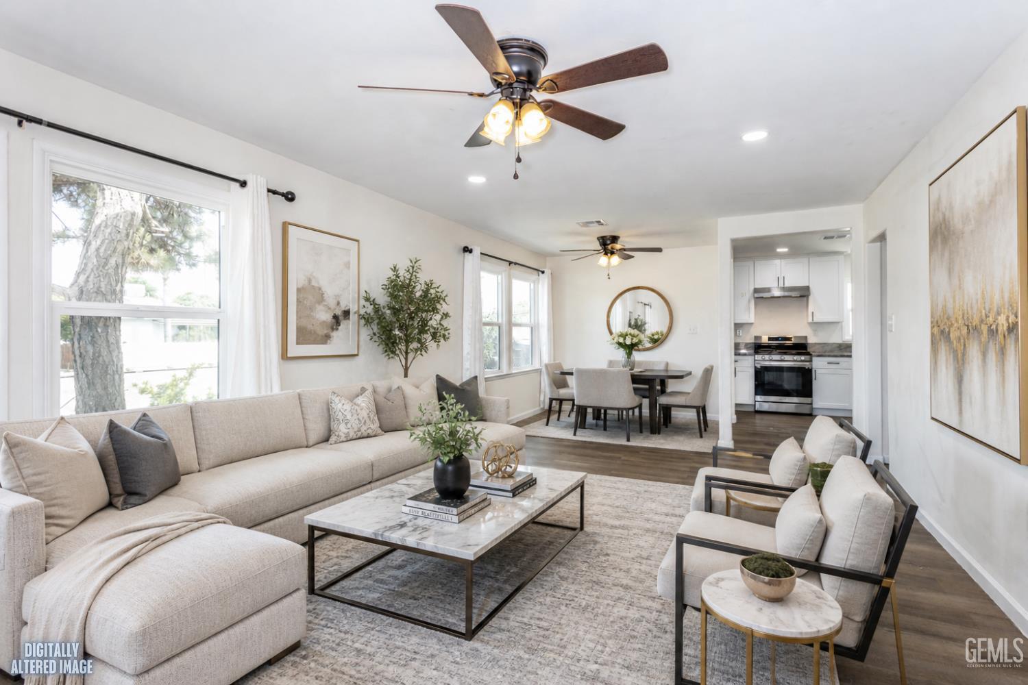 2700 Karen Place — photo 11