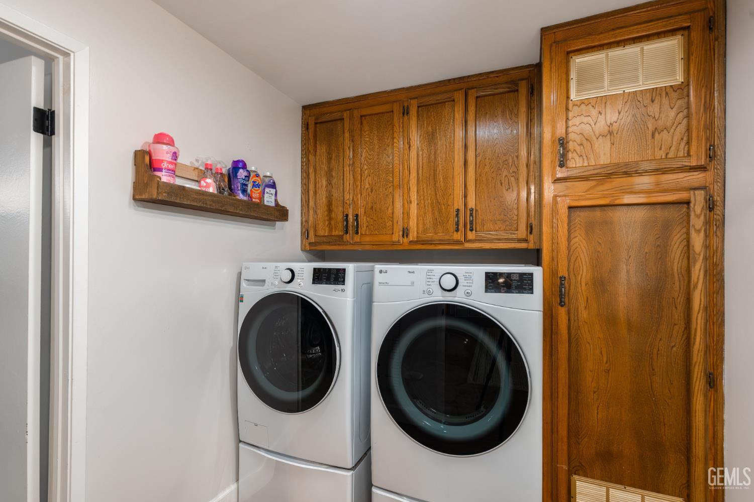 6717 Noah Avenue — photo 24