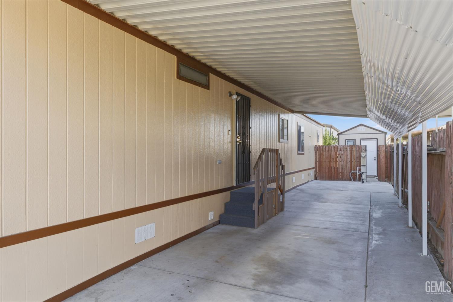 1301 Taft Hwy — photo 4